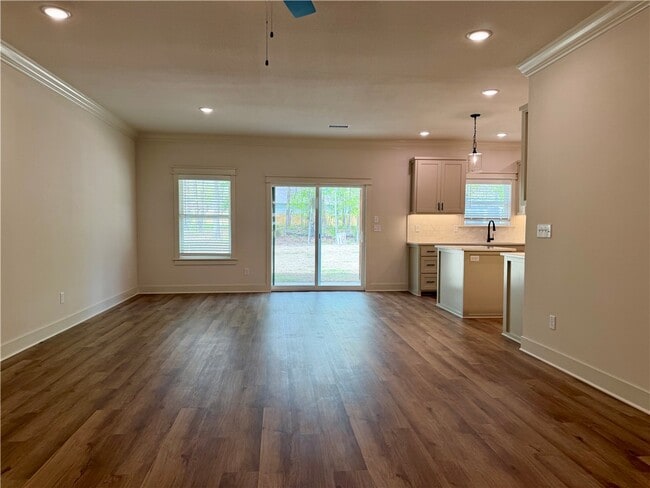 4 Shetland Cir