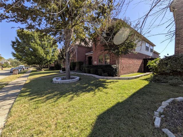 Photo - 1121 Waterford Way