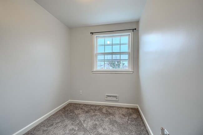 Photo - 414 Westfield Rd