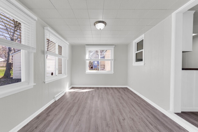 851 Richmond Rd