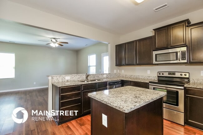 Photo - 641 Hastings Road