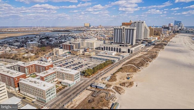 Photo - 3851 Boardwalk Unit 1806