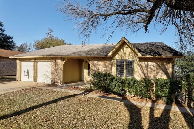 Photo - 1214 Doonesbury Dr