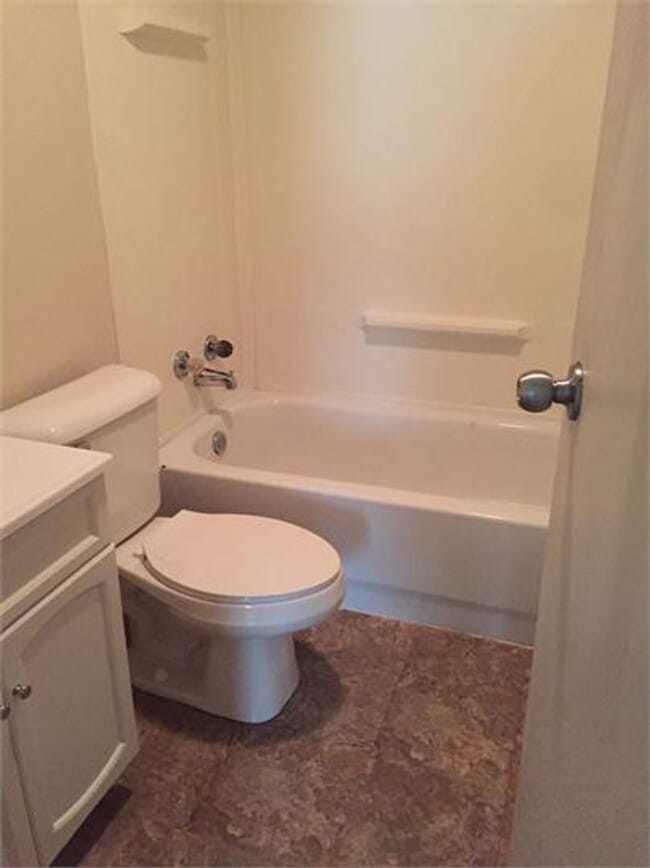 Photo - 1621 Clover Ln