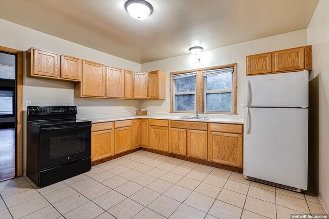 Building Photo - 111 W Parkway Ave Unit 111A