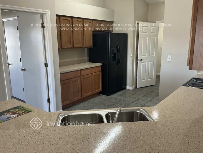 Photo - 2388 Sweetwater Blvd