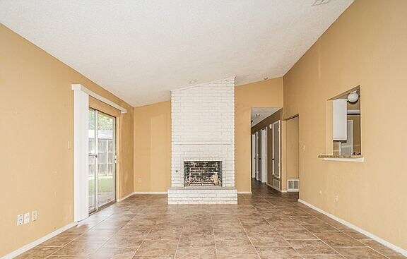 Photo - 505 San Carlos Dr