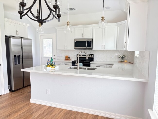 Photo - 16210 Longwood Spr