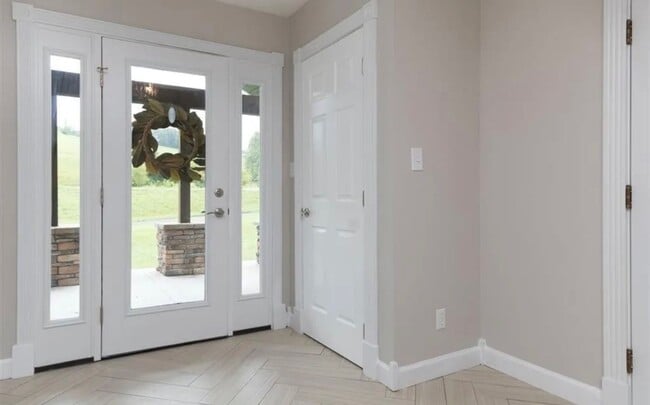 Photo - Beautiful Home on 1 acre lot in Milton