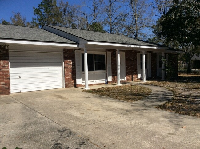 Photo - 618 Fleming Rd
