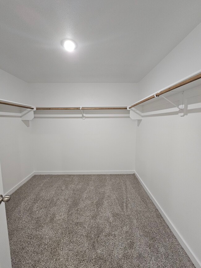 Photo - 200 NW Bellflower St