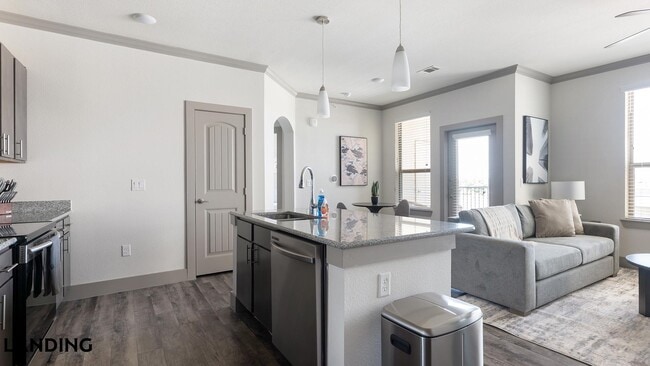 12500 Shadowglen Trce Unit 1304