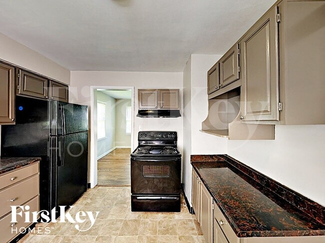 Photo - 6108 Bettcher Ave