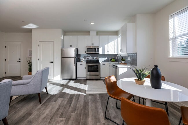 Photo - Bailey Commons