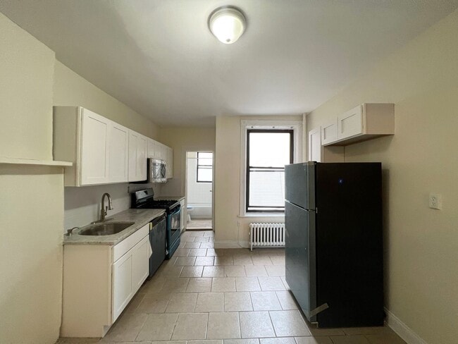 Photo - 145 - Chestnut Apartments