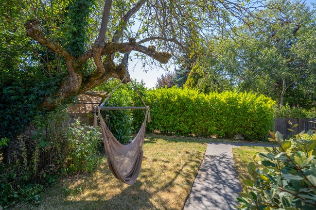 Photo - 4201 51st Ave S