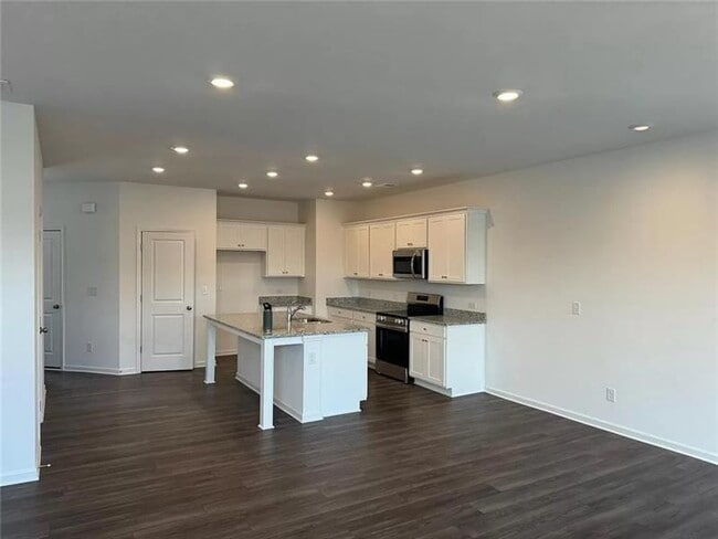 Photo - 100 Mission Blvd