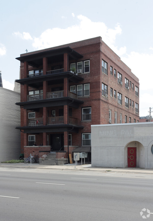 Photo - Cornhusker Apartments