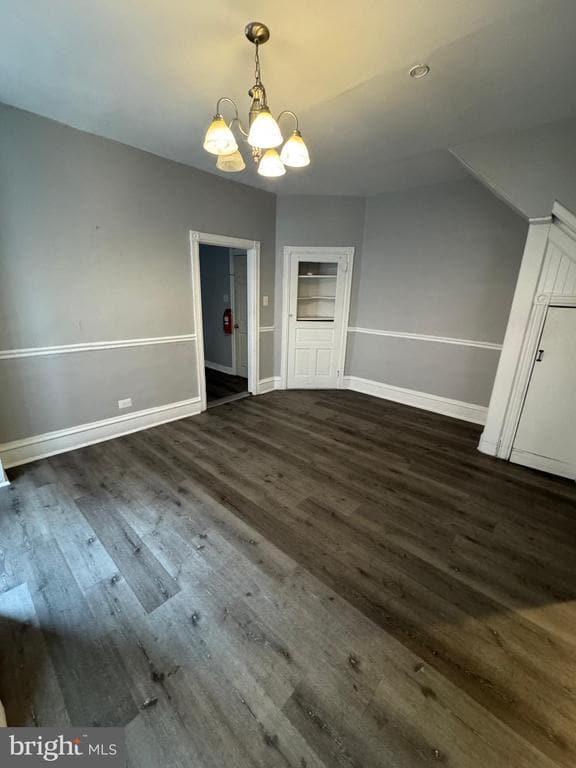 Photo - 533 Buttonwood St