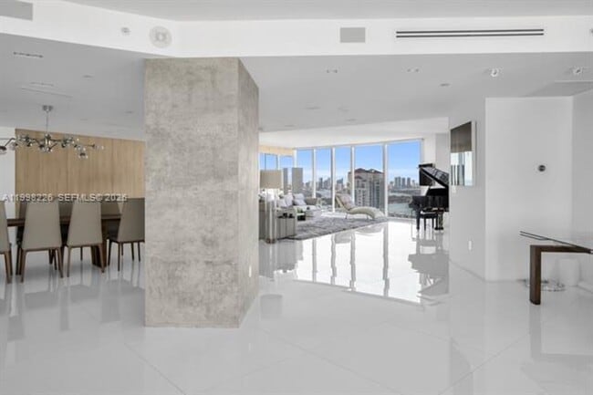 Photo - 300 South Pointe Dr Unit 300 S Pointe Dr # 3105