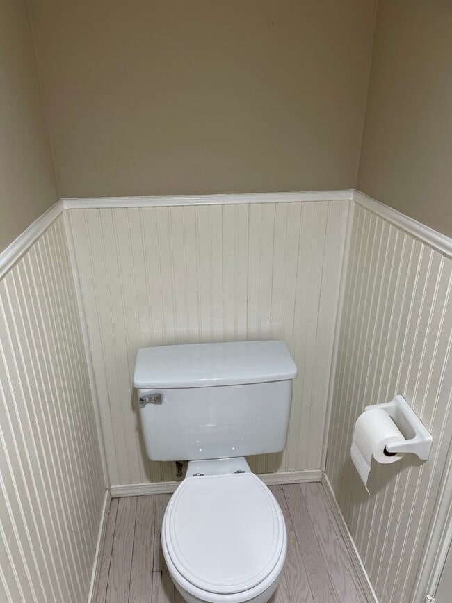 Photo - Darling 1 Bed, 1.5 Bath Townhouse with sma...