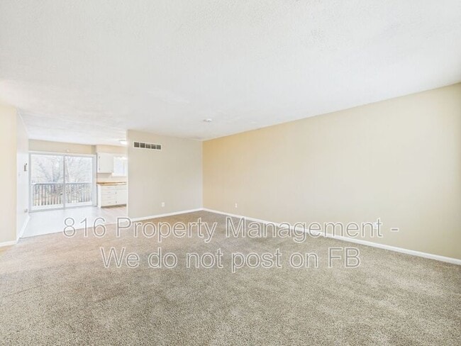 Photo - 131 S Crescent Ave