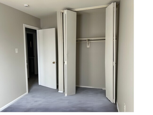 Photo - 1061 Filbert St