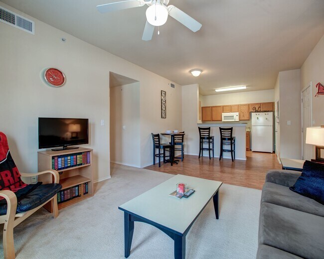 Diamond Club Apartments Warrensburg, MO