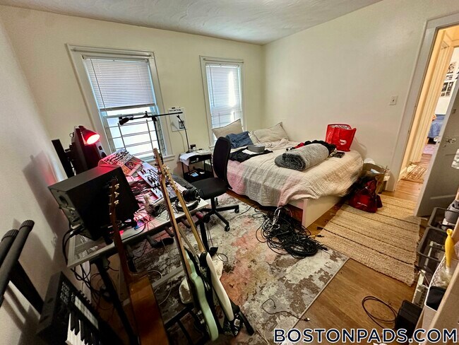 Photo - 262 Corey Rd Unit 1
