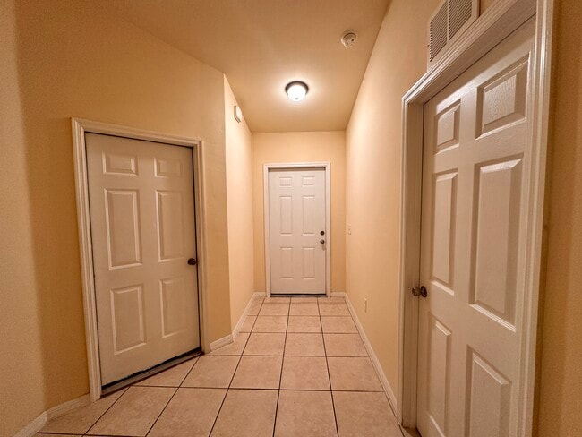 Photo - 1431 SE 10th Terrace
