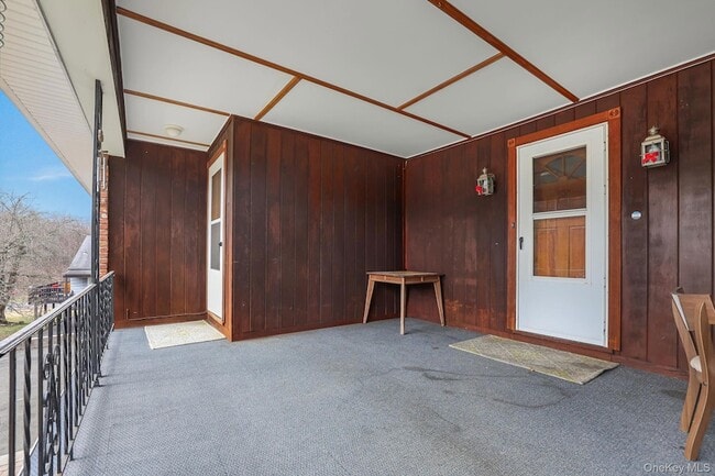 Photo - 2 Gillis Ave