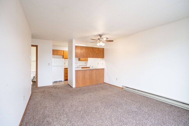 Building Photo - Hawthorn Rental
