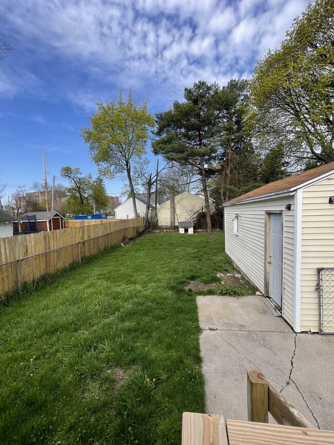 Photo - 2528 Forest Ave