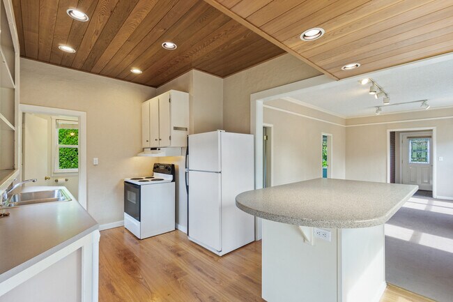 Photo - 7841 12th Ave NE Unit Upper