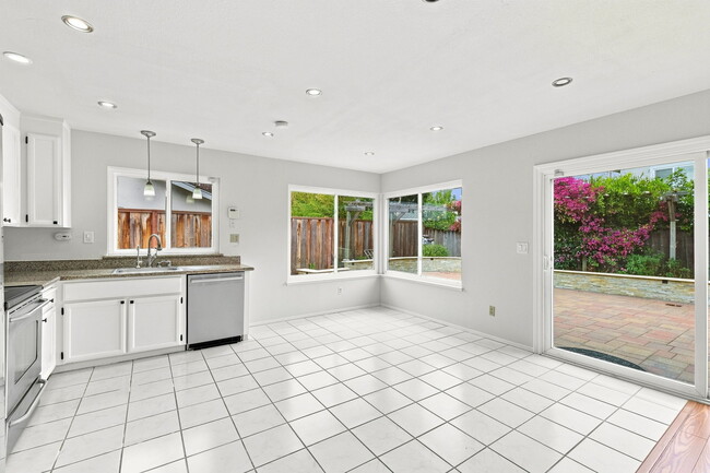 33588 Bardolph Cir