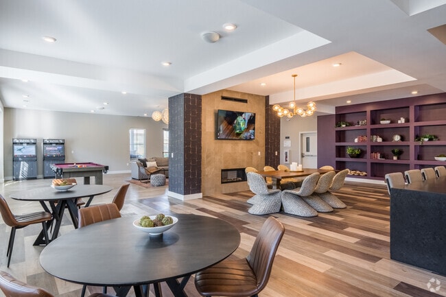 Club Room - Livery Modern Apartments