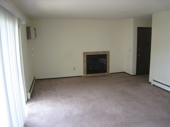 Photo - Oak Hill/Broadway