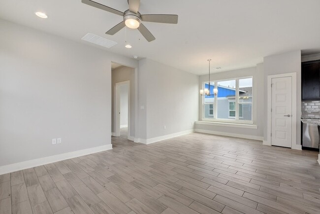 Photo - Gorgeous Edgewick Condo
