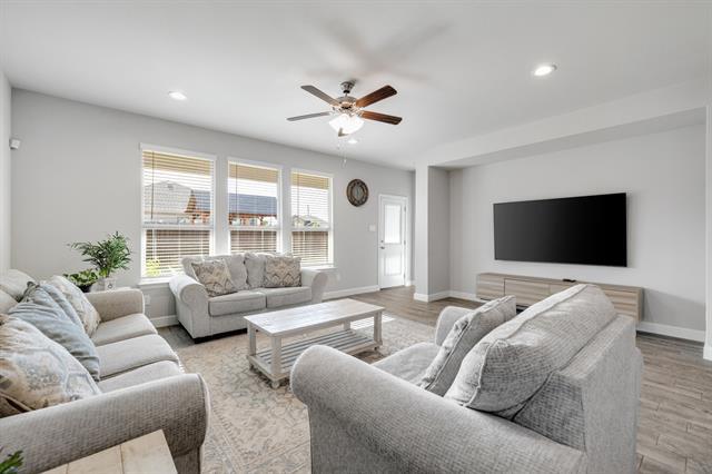 14633 Caelum Dr
