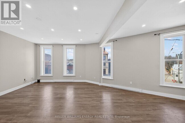 Photo - 302 Picton Main St Unit 4