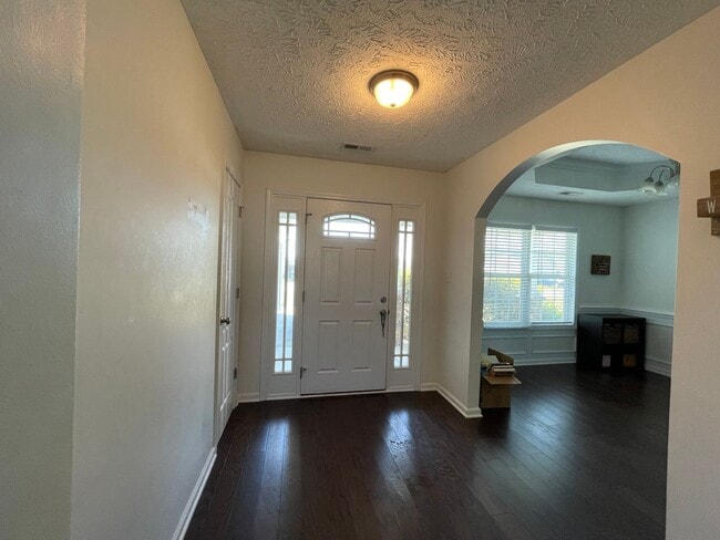Photo - 113 Cypress Manor Ct