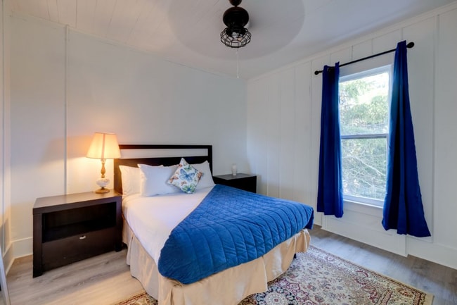 Photo - 414 S Holladay Dr