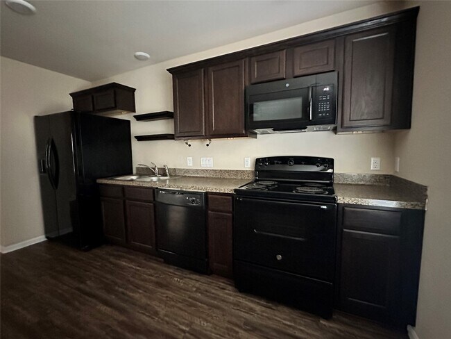 Photo - 16697 E Hammon