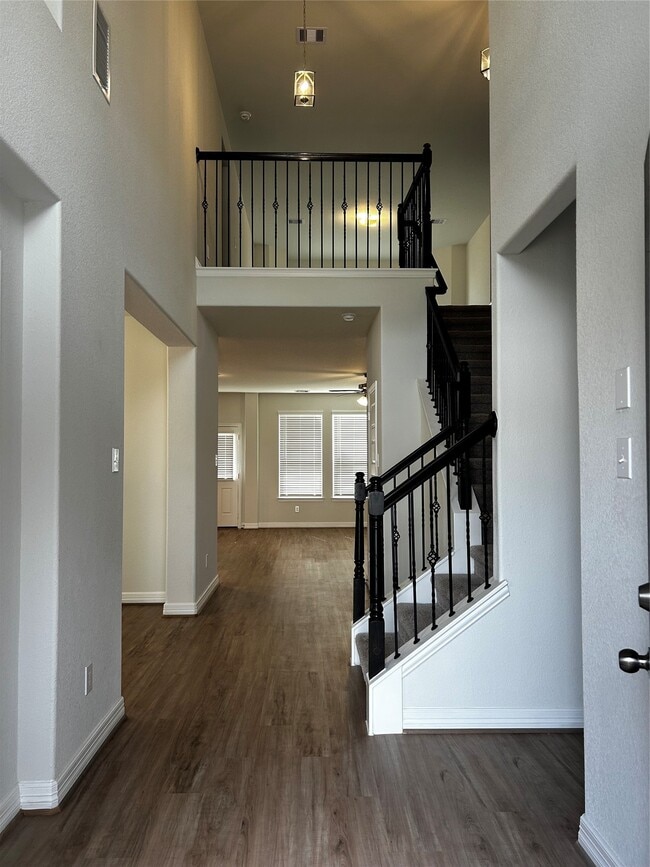 Photo - 5336 Latigo Ct