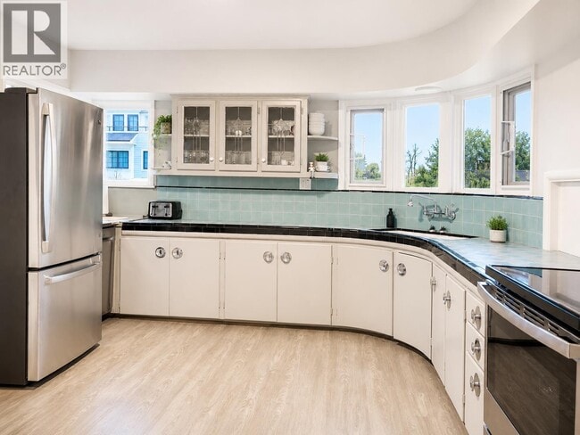 Photo - 1128 Ridgewood Dr