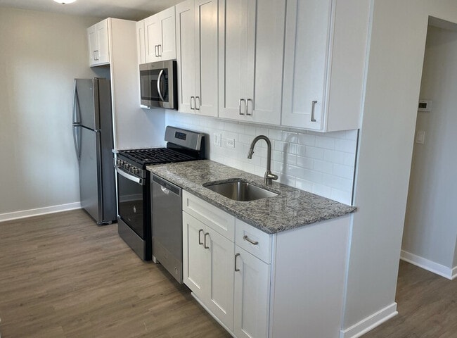 Photo - 2677 N Lincoln Ave, Chicago, IL 60614