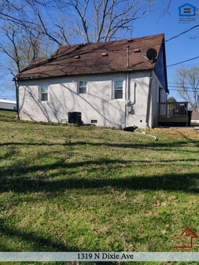 Photo - 1319 N Dixie Ave
