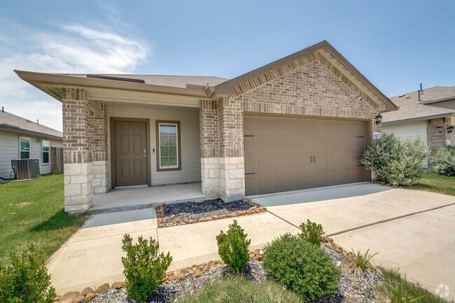 Building Photo - Beautiful 3-Bedroom, 2-Bathroom, Single St... Rental