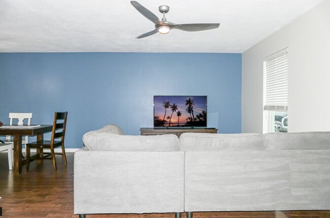 Photo - 1514 SE Westmoreland Blvd