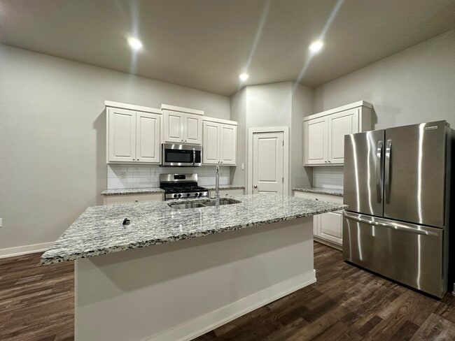 Photo - 5524 122nd Street